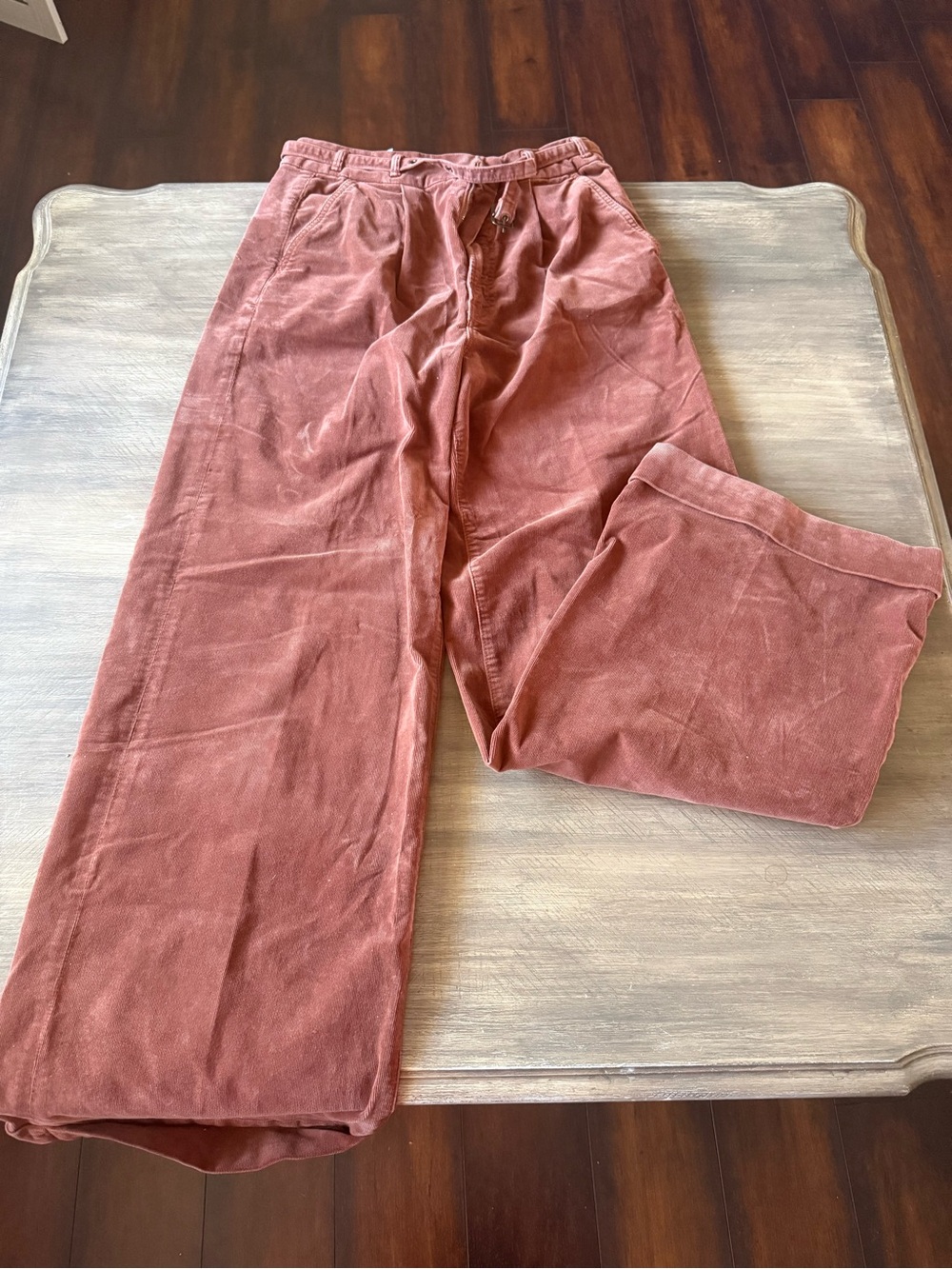 MOTHER Wide-Leg Cuffed Pants in Friar Brown - Picture 5 of 12